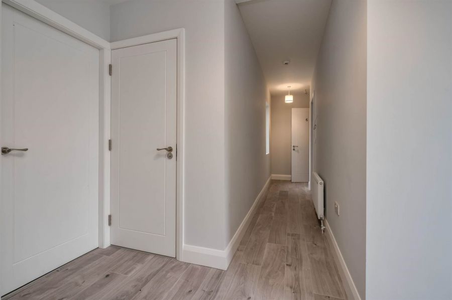Apt 6 41 Wellington Park