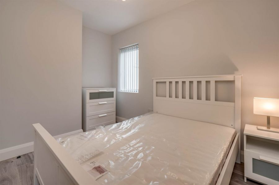 Apt 6 41 Wellington Park