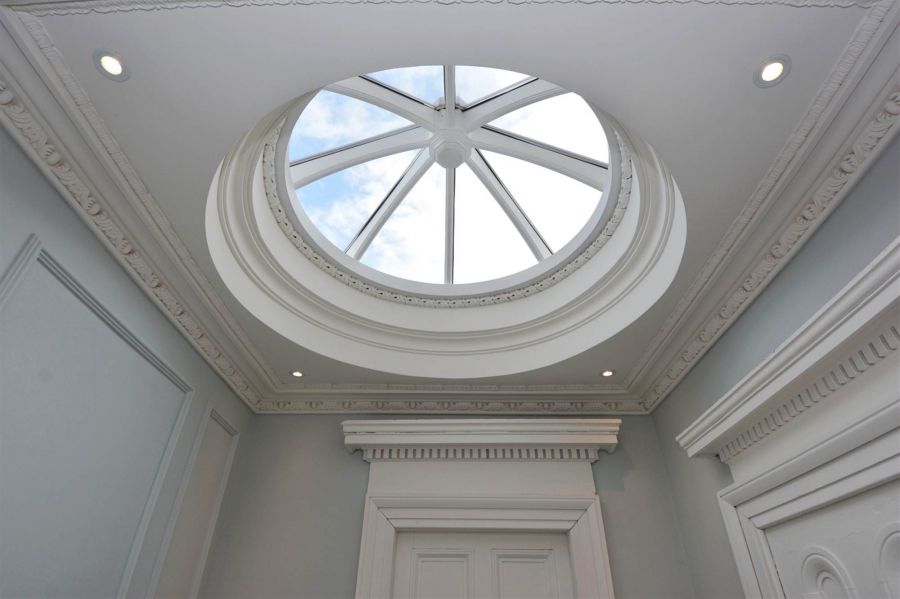 Apt 4 16 Upper Crescent