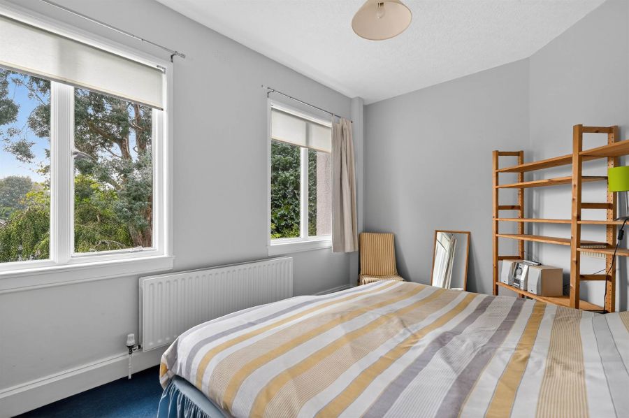 'The White Lodge', 1 Malone Court