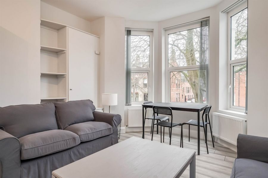 Apt 5 35 Wellington Park