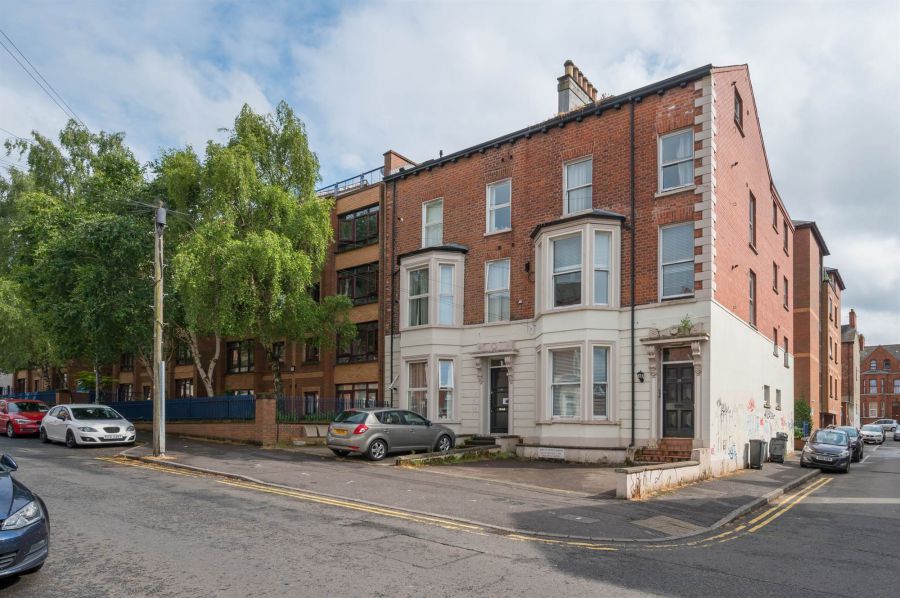 1 20 Claremont Street