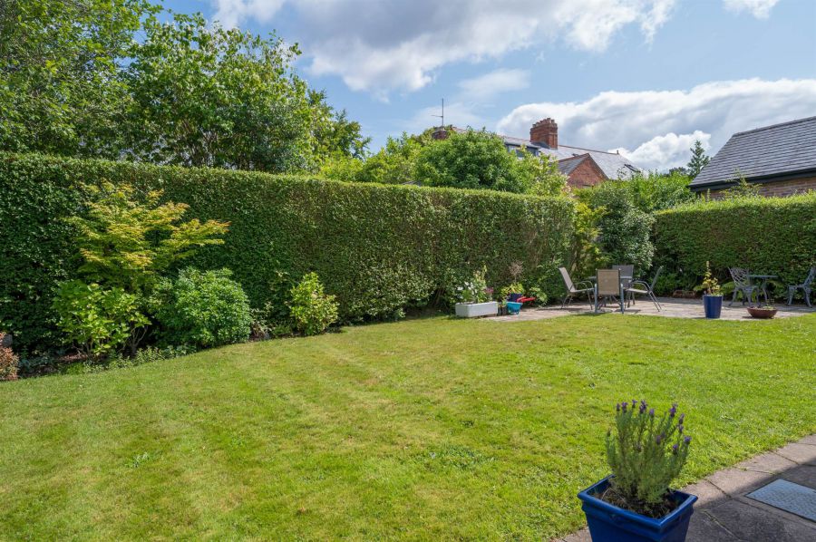 26 Cranmore Gardens
