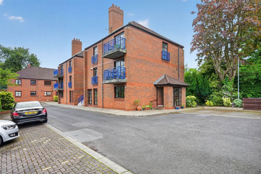 9 Cleaver Court