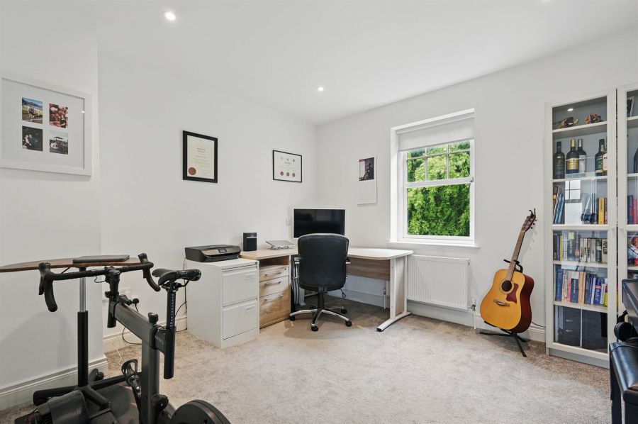 1 Ishbel Gardens