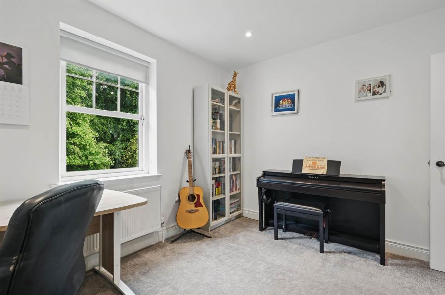 1 Ishbel Gardens