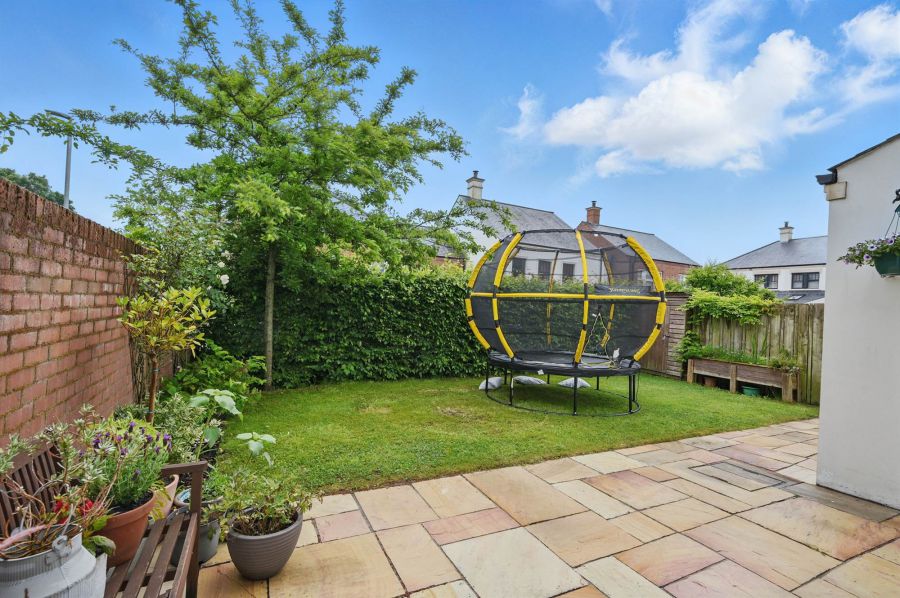 1 Ishbel Gardens
