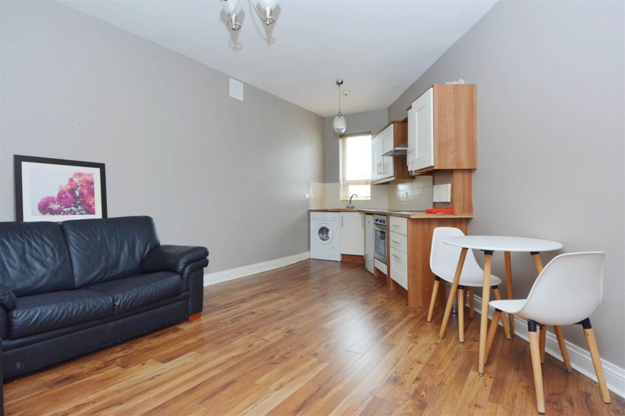 6 41 Cromwell Road