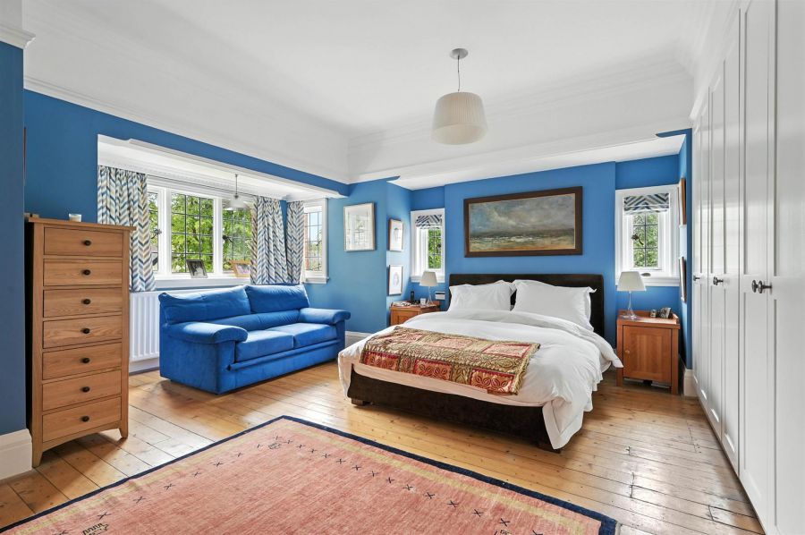 46 & 46a Myrtlefield Park