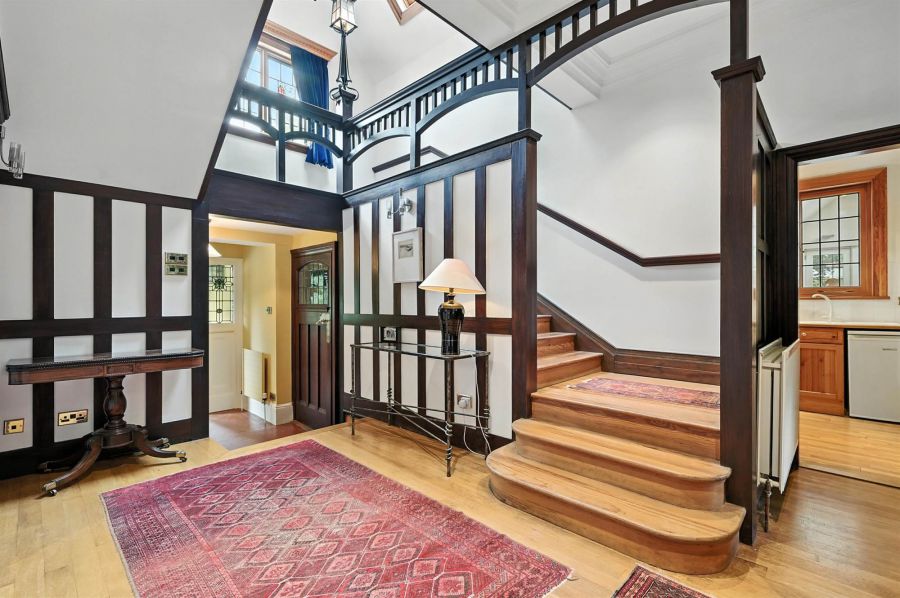 46 & 46a Myrtlefield Park