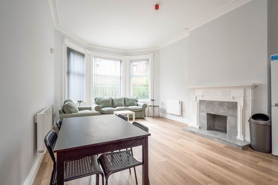 Apt 1 62 Malone Road
