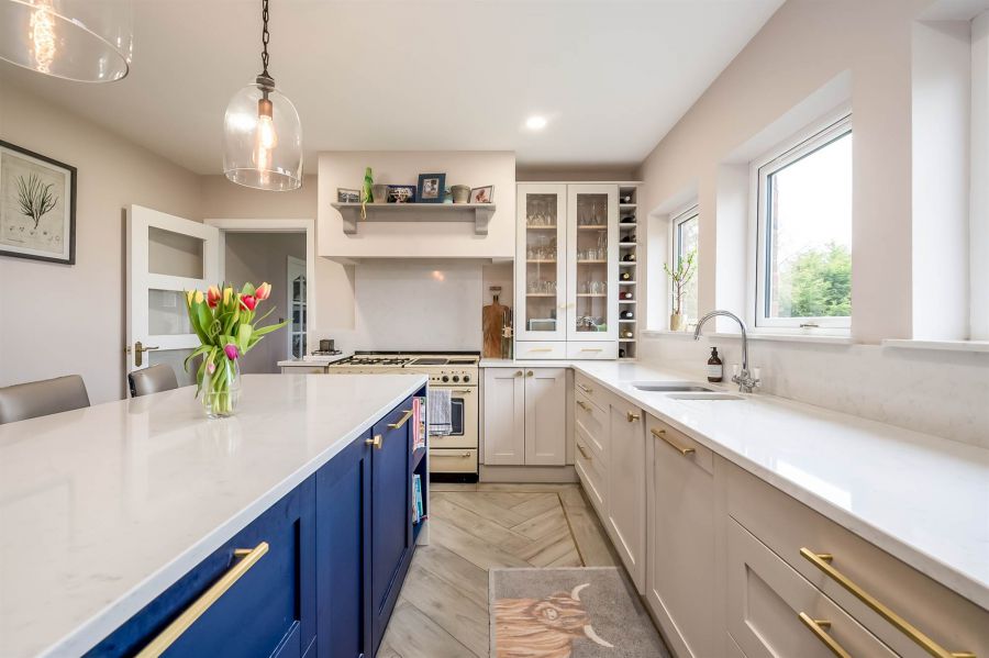8B Ballyclan Road