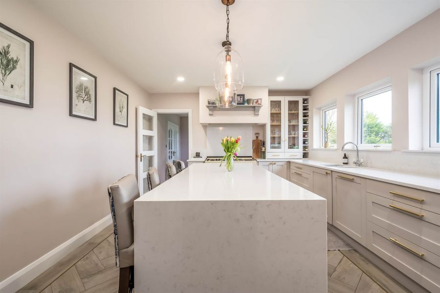 8B Ballyclan Road