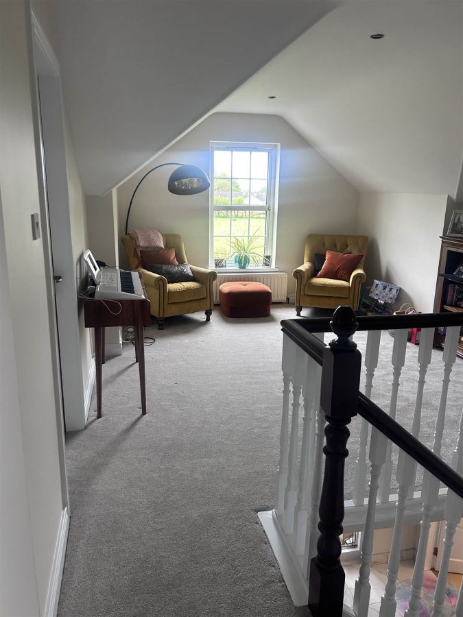 8B Ballyclan Road