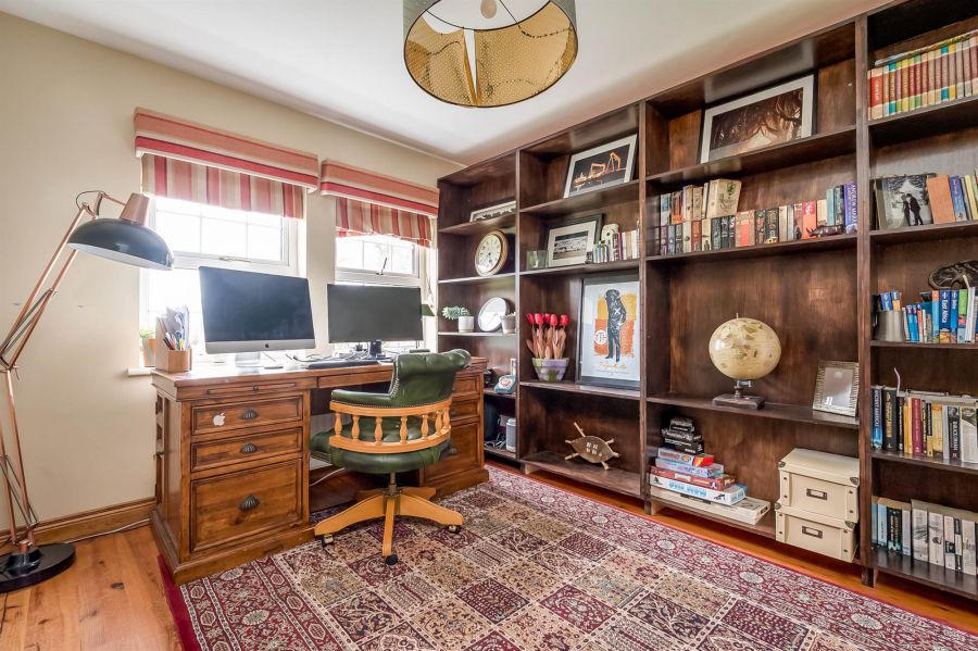 8B Ballyclan Road