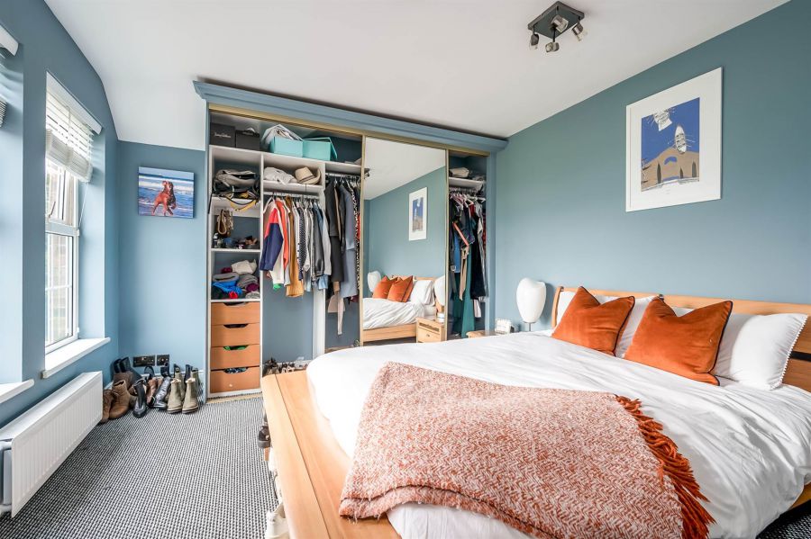 8B Ballyclan Road