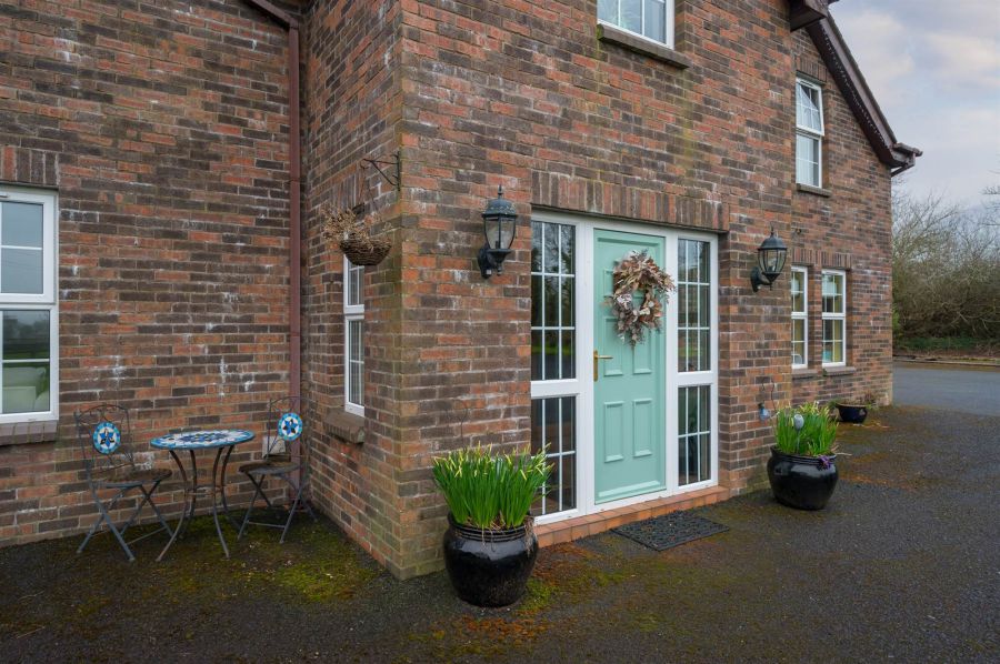 8B Ballyclan Road