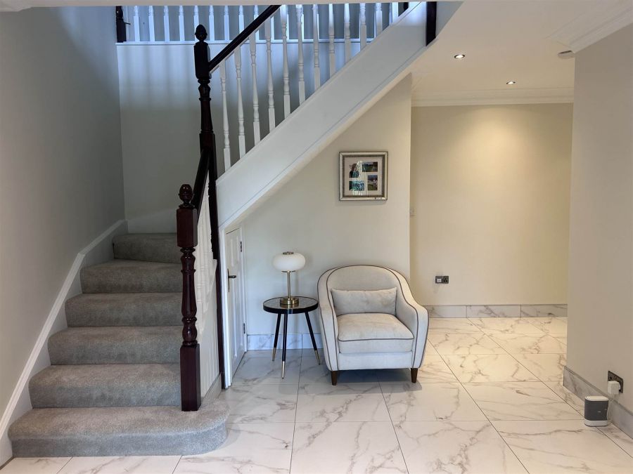 8B Ballyclan Road