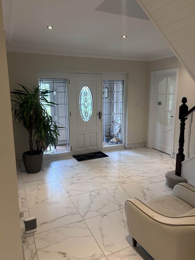 8B Ballyclan Road