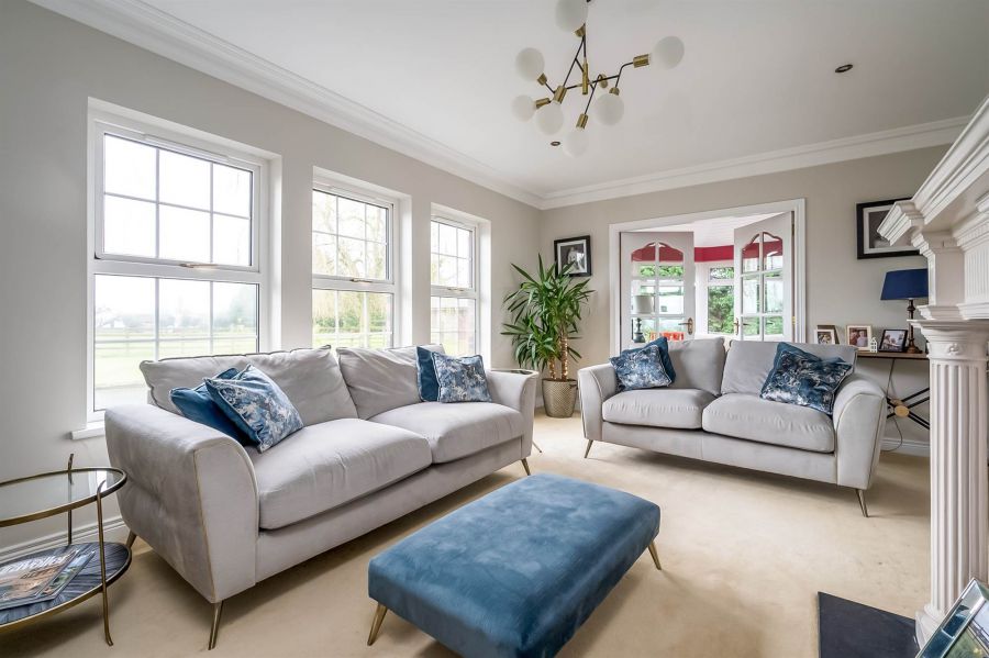 8B Ballyclan Road