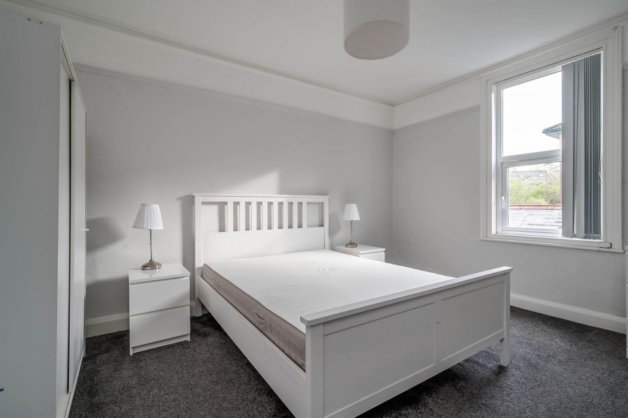 Apt 3 62 Malone Road