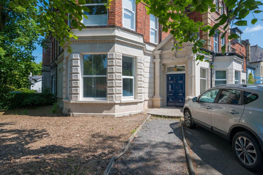 Apt 3 62 Malone Road