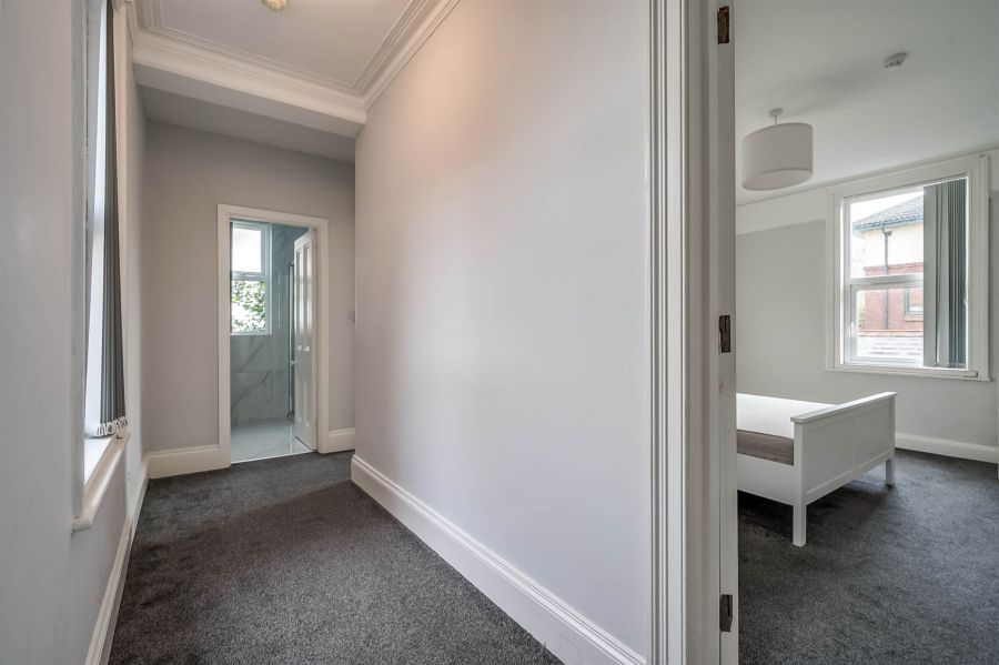 Apt 3 62 Malone Road