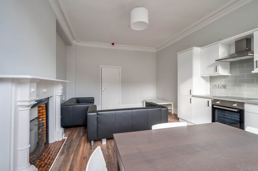 Apt 3 62 Malone Road