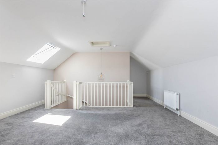 14 Bristow Park