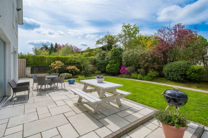 14 Bristow Park