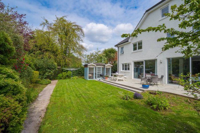 14 Bristow Park
