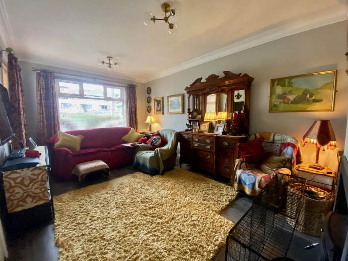 2 Beechwood Avenue