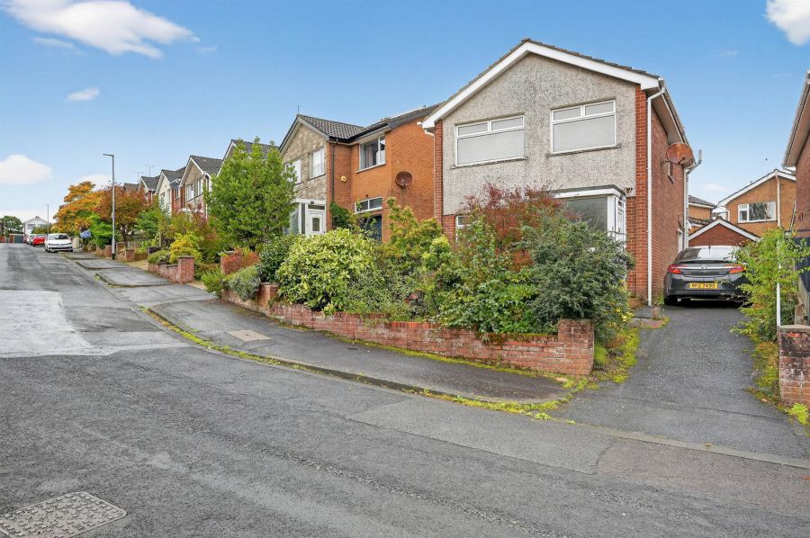 5 Sharman Park