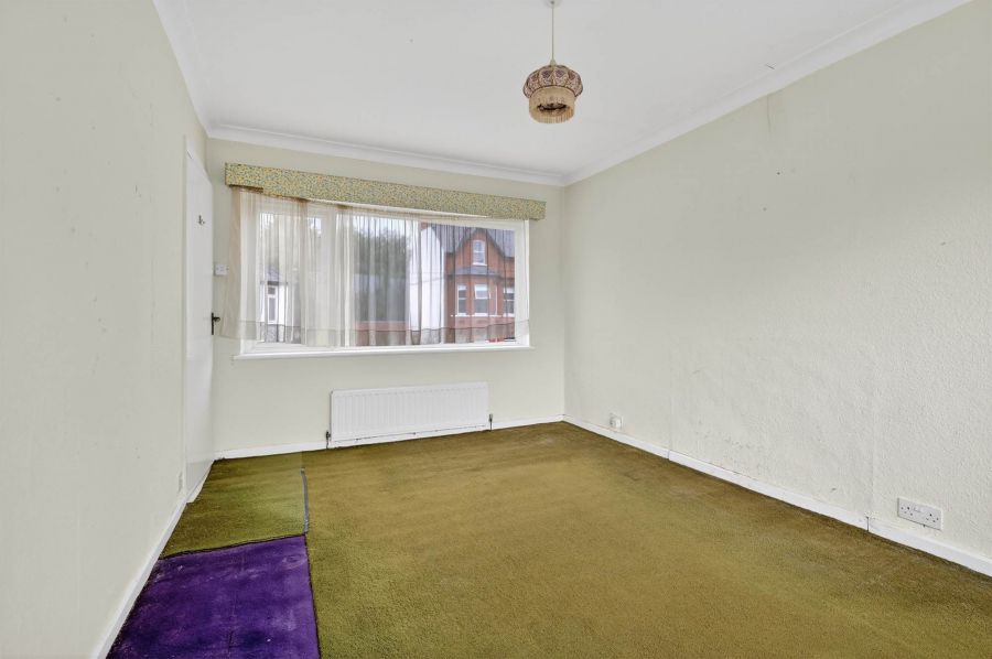 98 Marlborough Park Central