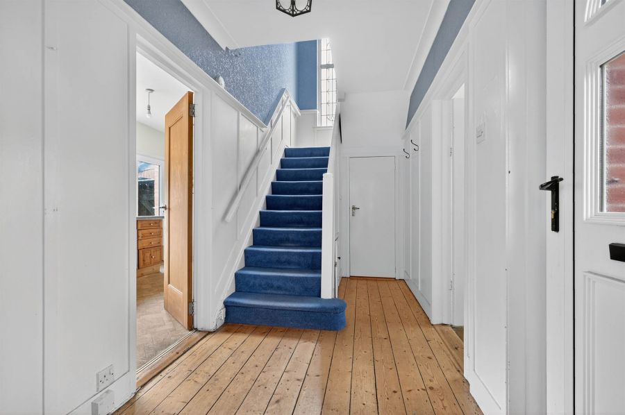 98 Marlborough Park Central