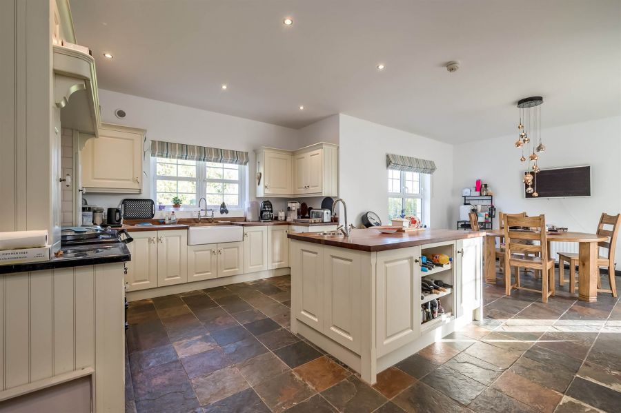 80 Lurgan Road 80 Lurgan Road