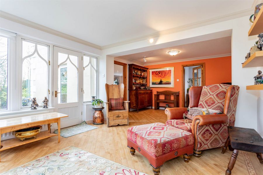 Cloverhill House, 39 Killynure Road West