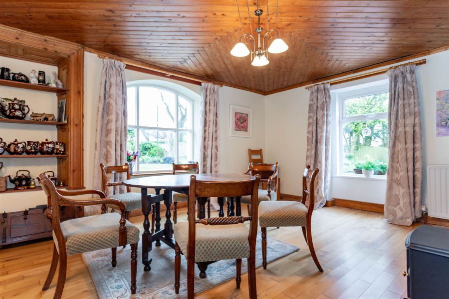 Cloverhill House, 39 Killynure Road West