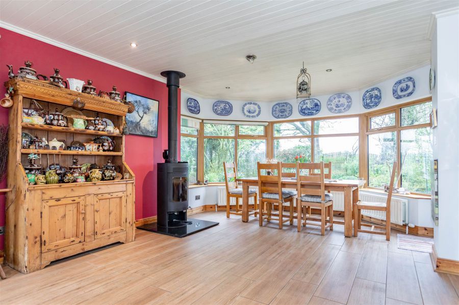 Cloverhill House, 39 Killynure Road West