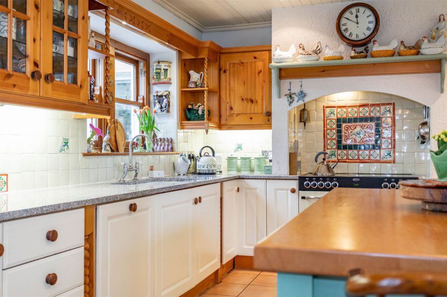 Cloverhill House, 39 Killynure Road West