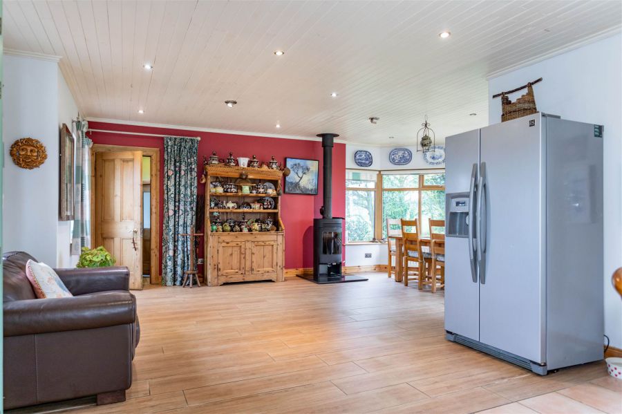 Cloverhill House, 39 Killynure Road West