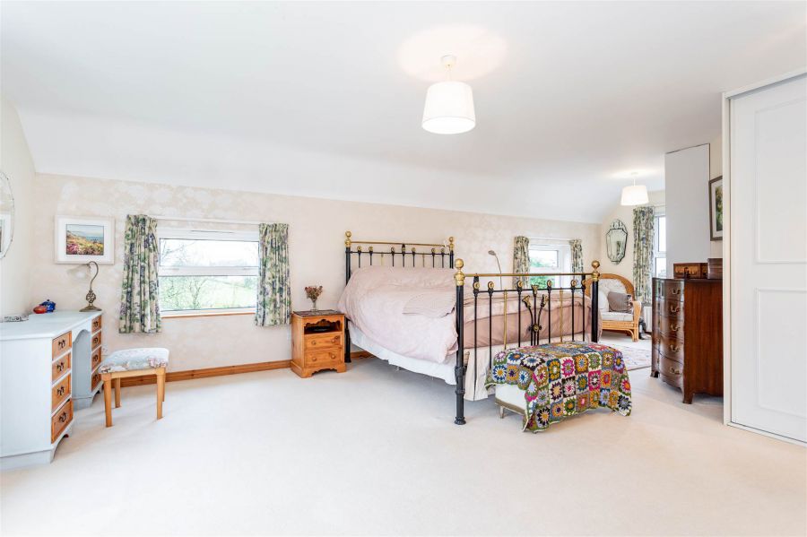 Cloverhill House, 39 Killynure Road West