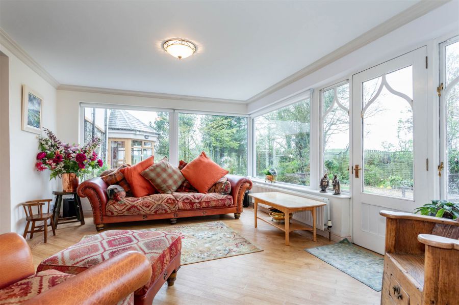 Cloverhill House, 39 Killynure Road West