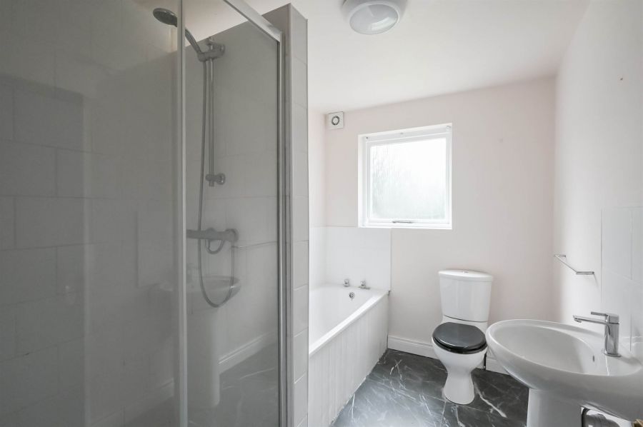 Apartment, 2 Huntingdale House