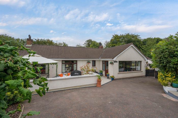 102 Ballycoan Road