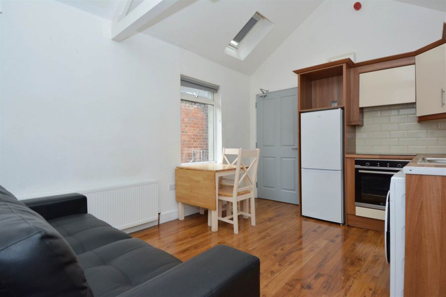 10 One Bedroom Apartments @, 63 & 65 Ulsterville Avenue