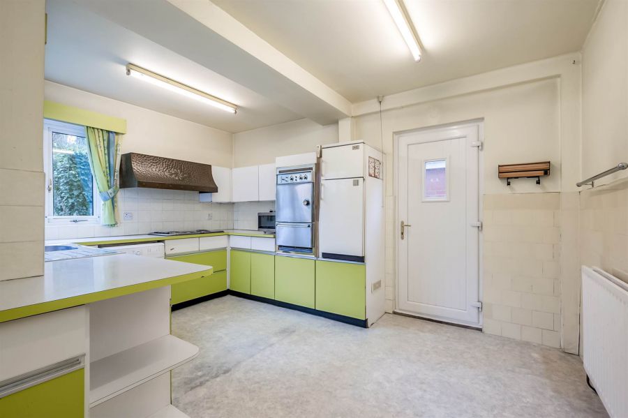 16 Upper Malone Road