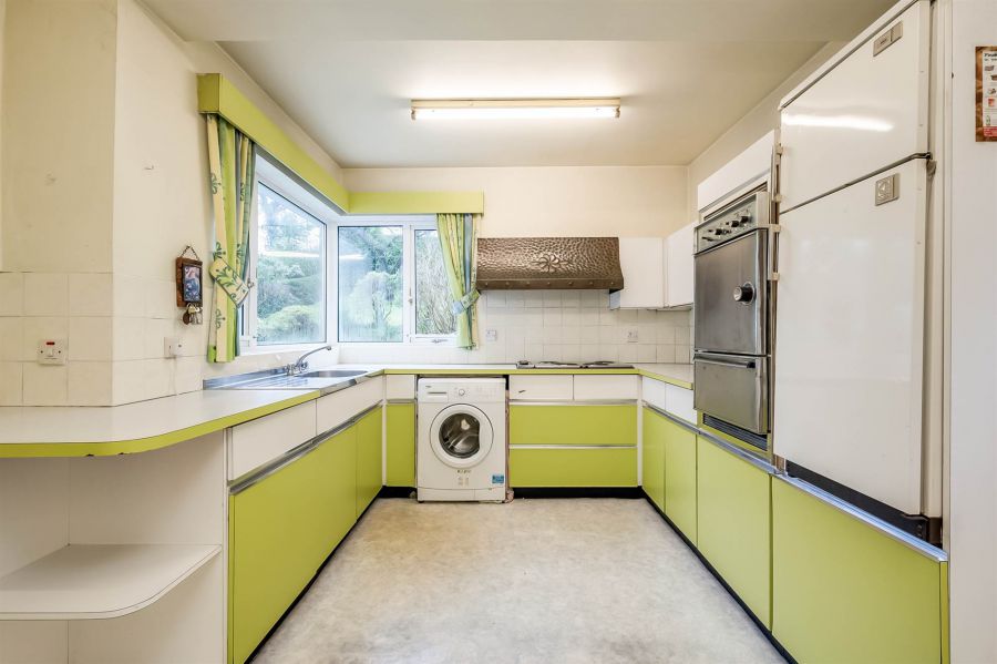 16 Upper Malone Road 16 Upper Malone Road