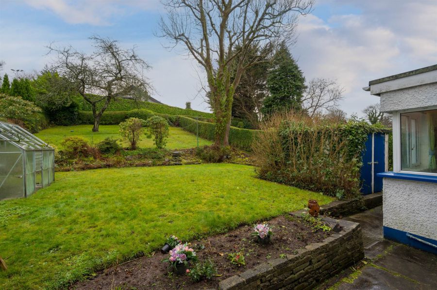 16 Upper Malone Road