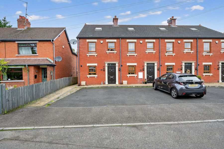 1D Priory Gardens, Finaghy, Belfast, BT10 0AH